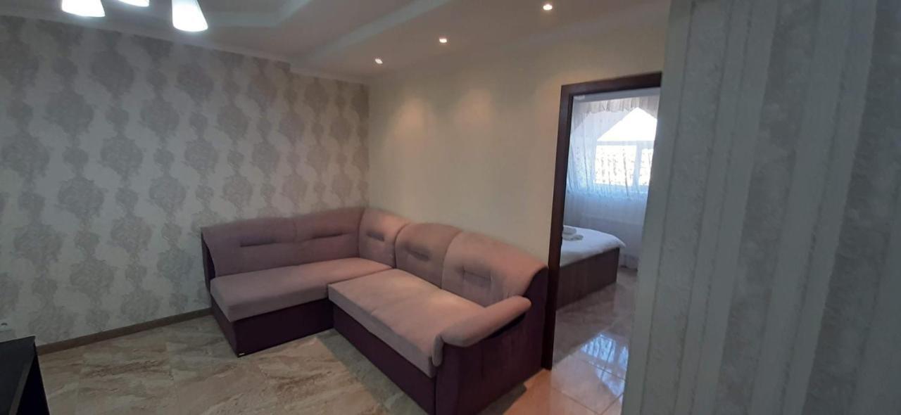 Tecuci Apartment In The Center Kischinau Exterior foto